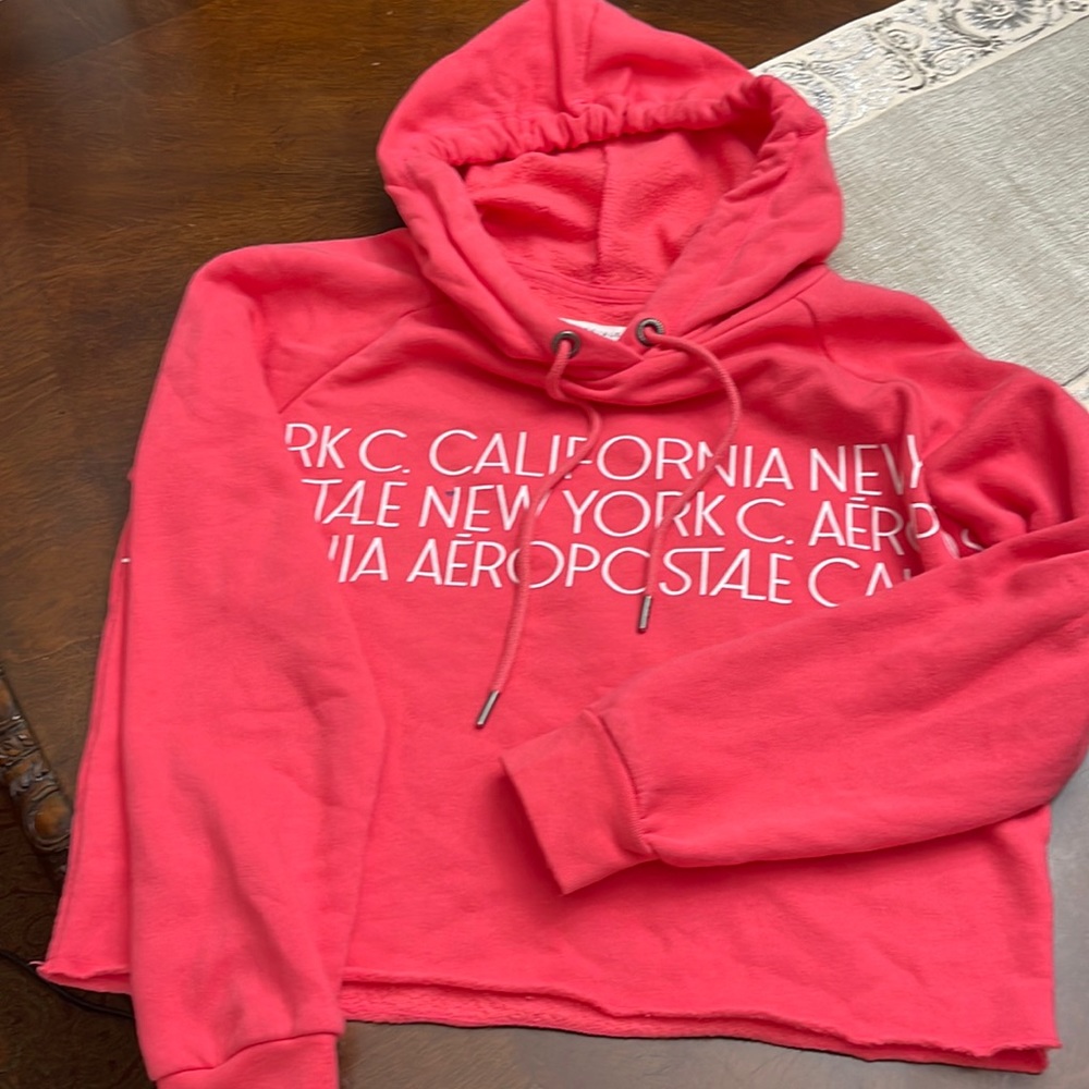 Aeropostale cropped hoodie color pink XS girls